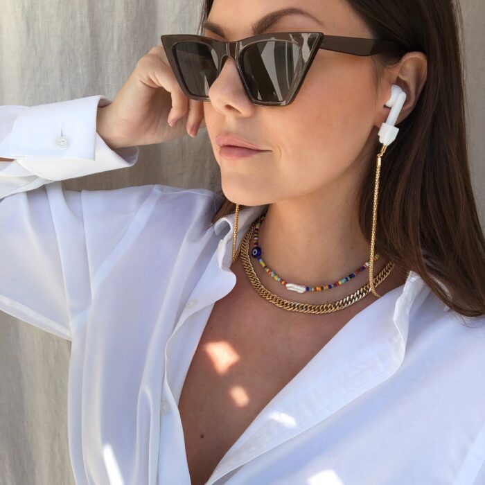 AirPod Chain Gold - Image 3