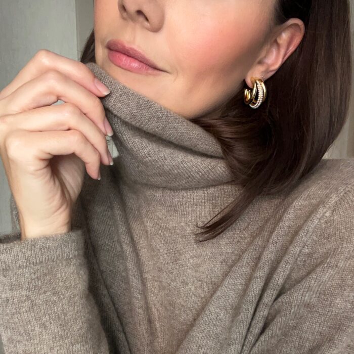 Claw Earrings - Pearl - Image 2